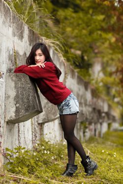 年轻的馊子6中字HD